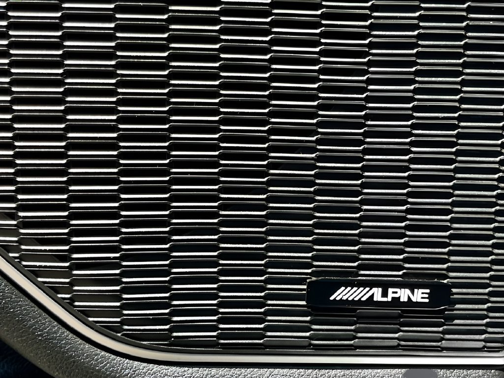 2021 Jeep Grand Cherokee photo 19 of 35
