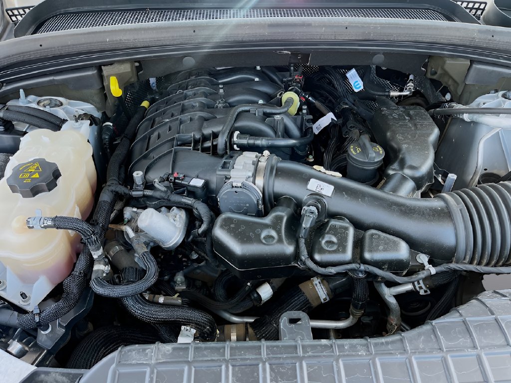 2021 Jeep Grand Cherokee photo 33 of 35