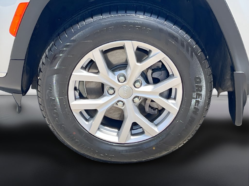 2021 Jeep Grand Cherokee photo 34 of 35