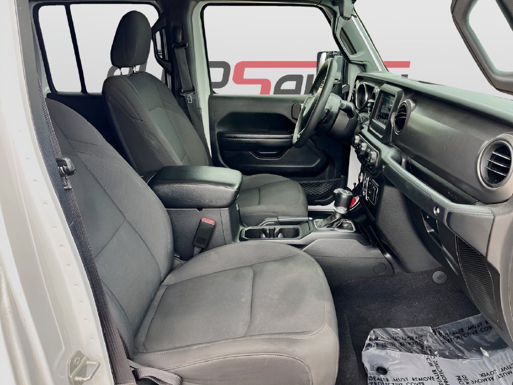 2023 Jeep Gladiator photo 26 of 31