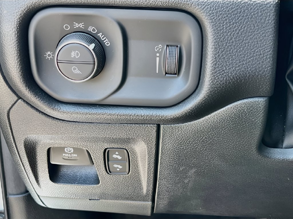 2022 Ram 1500 photo 10 of 30