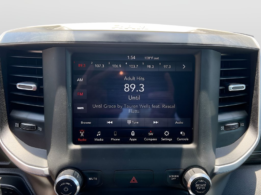 2021 Ram 1500 photo 15 of 31
