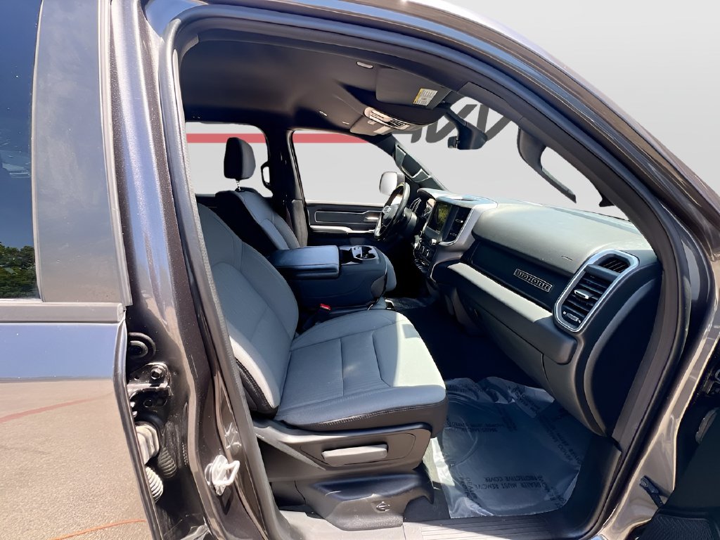 2021 Ram 1500 photo 27 of 31