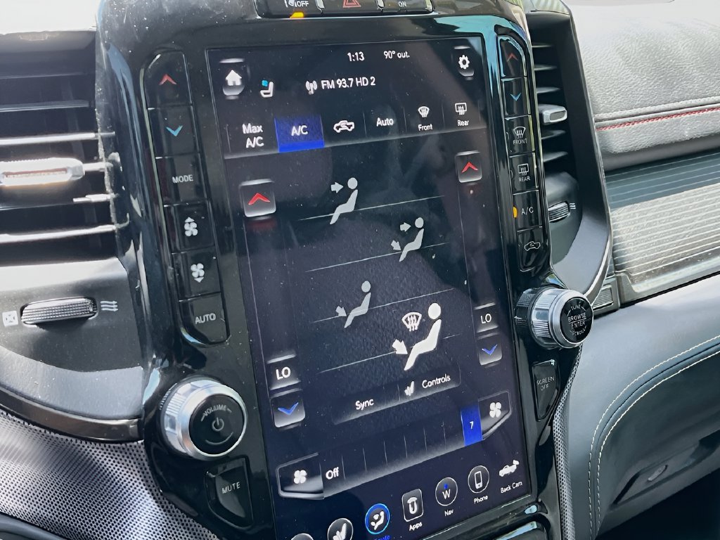 2020 Ram 1500 photo 16 of 34
