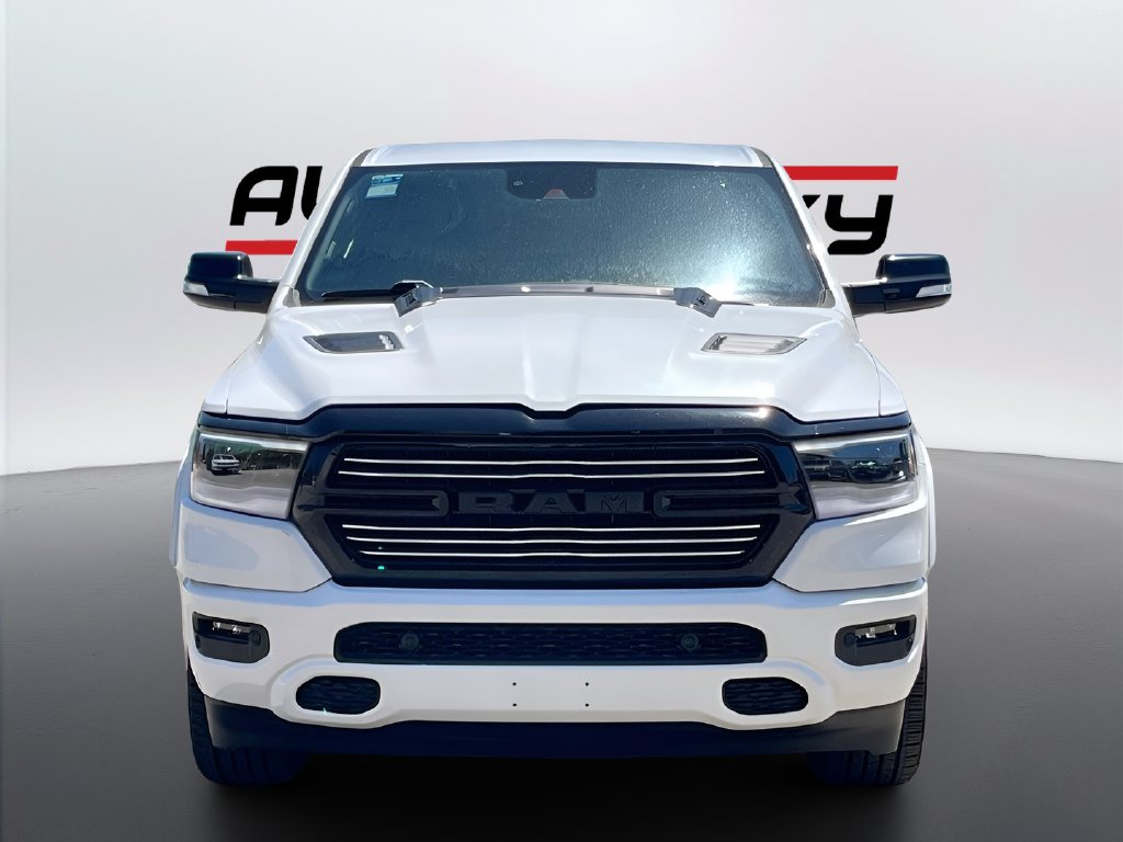 2022 Ram 1500 photo 2 of 33