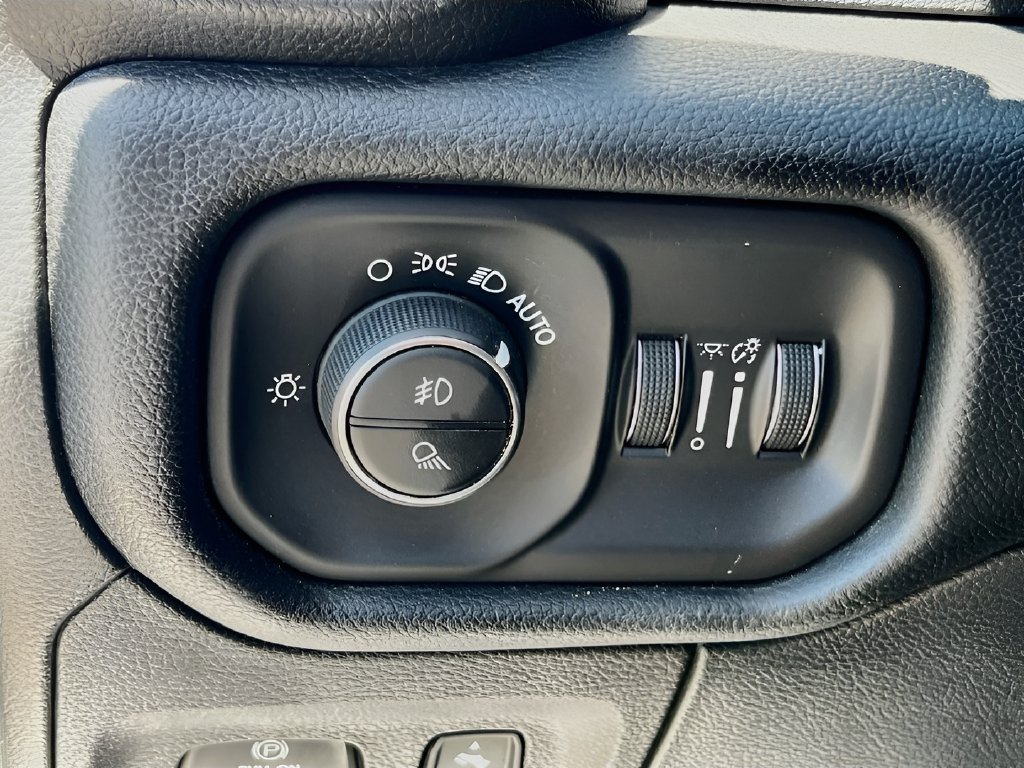 2022 Ram 1500 photo 10 of 33