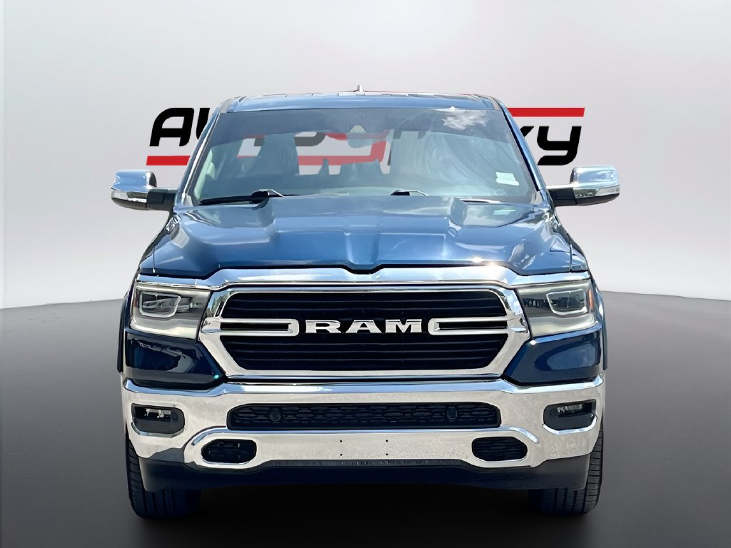 2022 Ram 1500 photo 2 of 33
