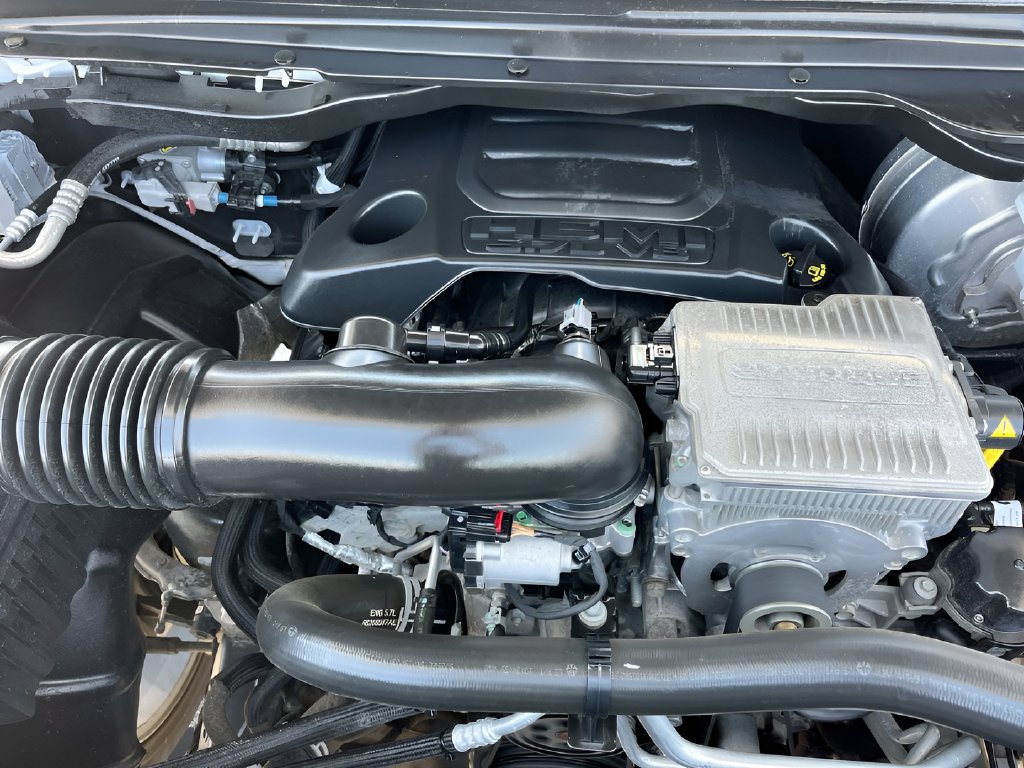 2023 Ram 1500 photo 32 of 34