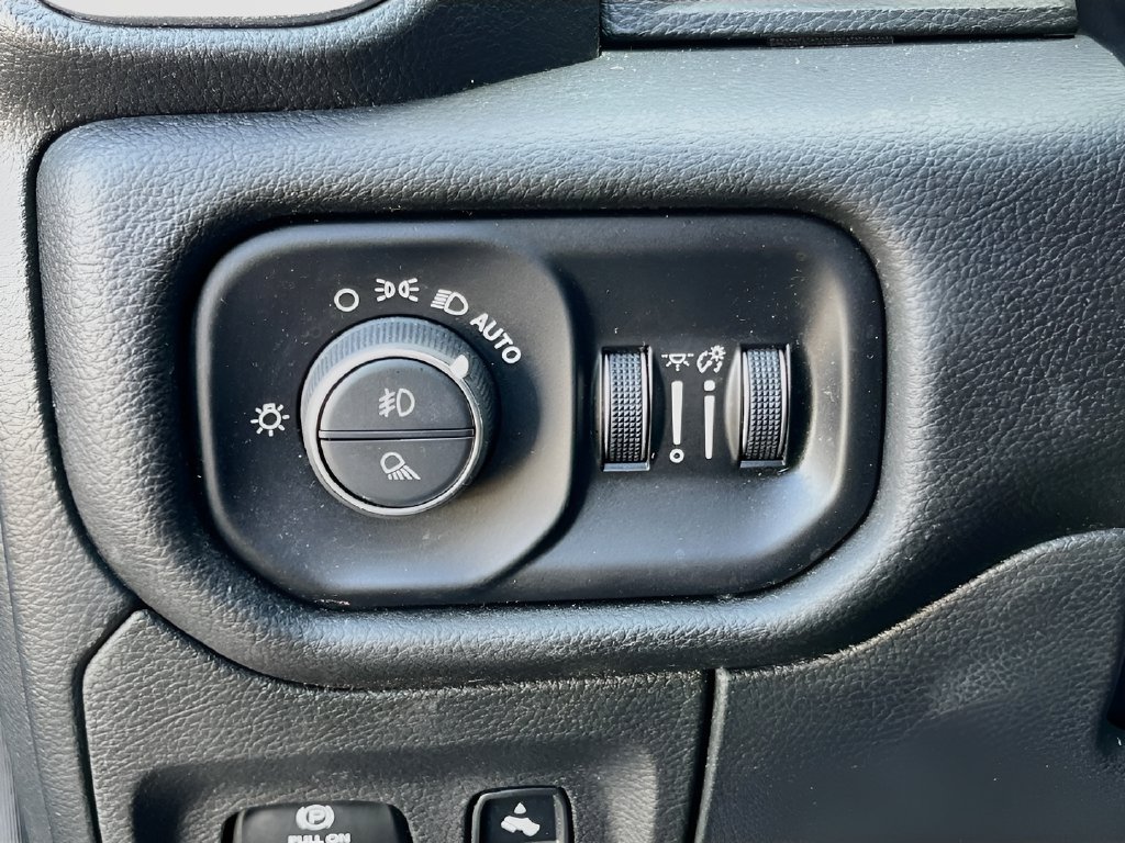 2023 Ram 1500 photo 10 of 34