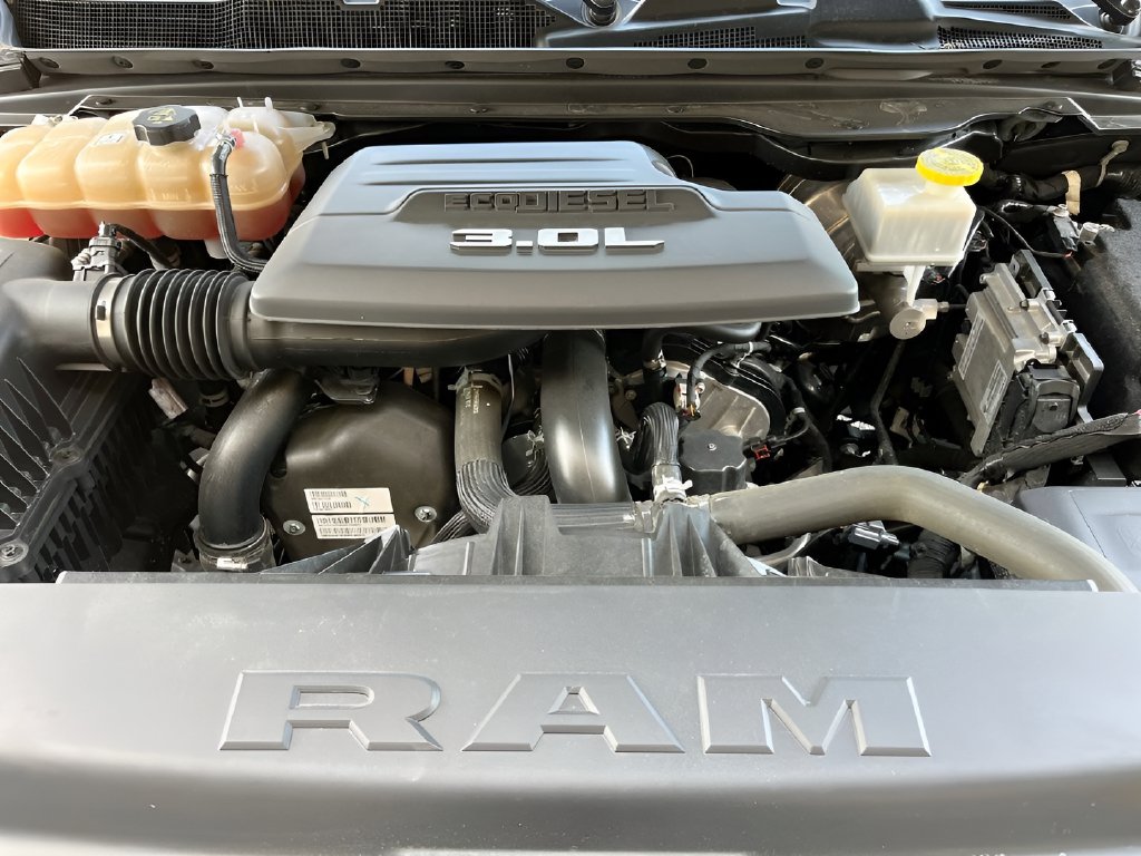 2023 Ram 1500 photo 32 of 34