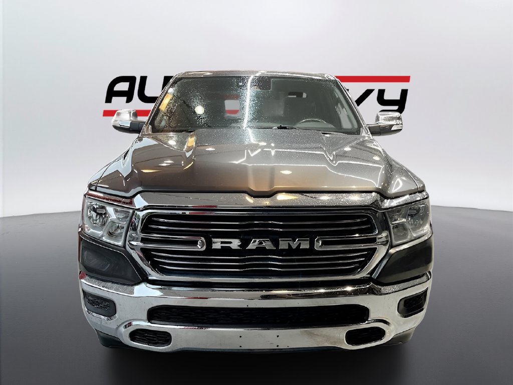 2023 Ram 1500 photo 2 of 32