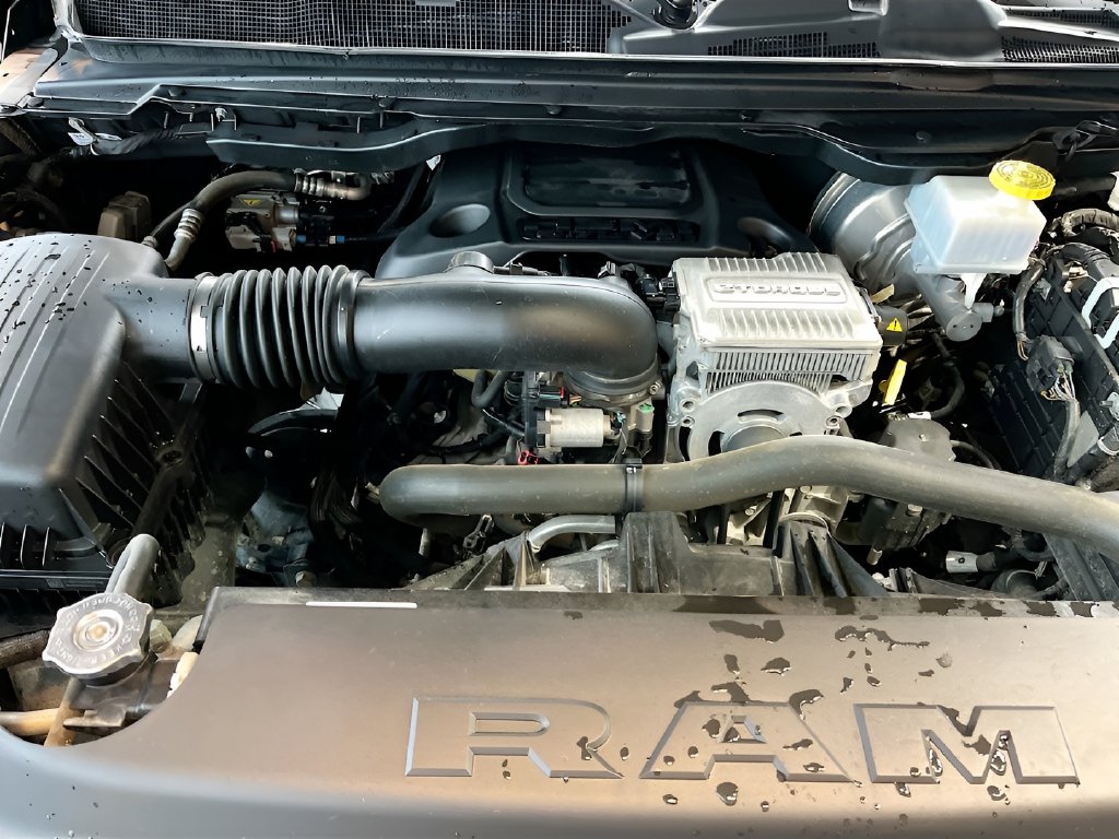 2023 Ram 1500 photo 30 of 32