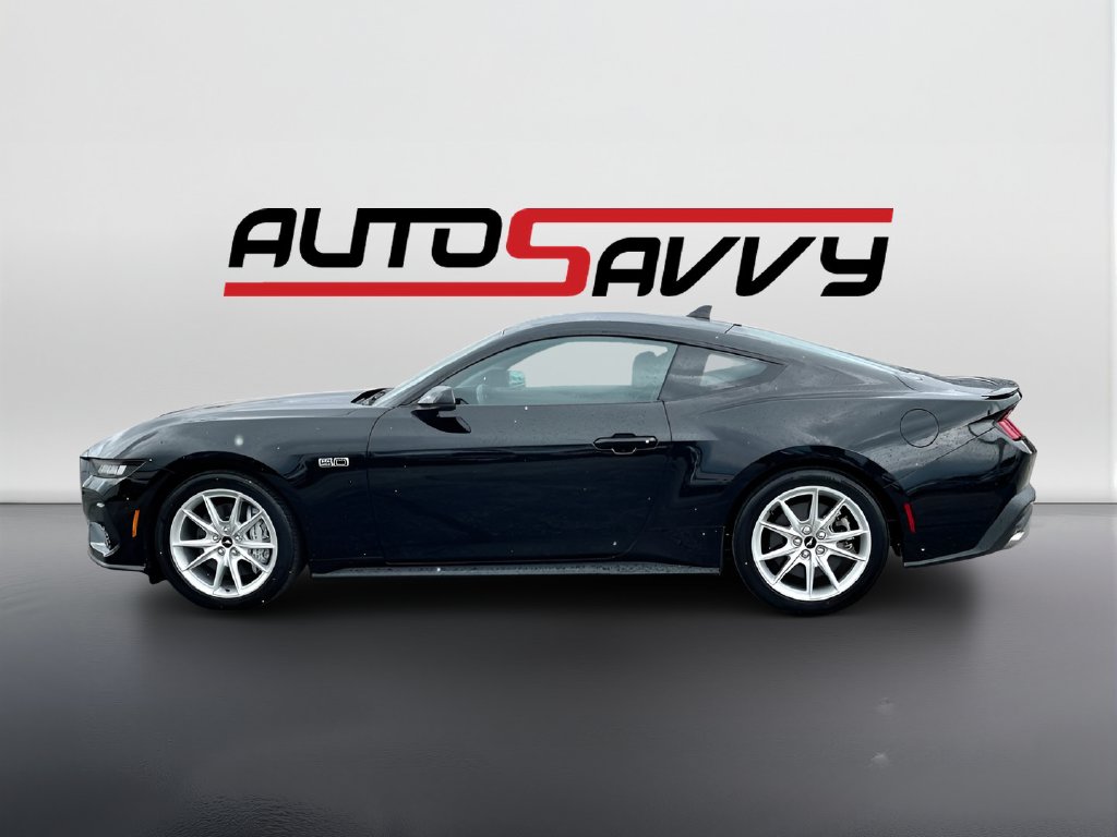 2024 Ford Mustang photo 4 of 31