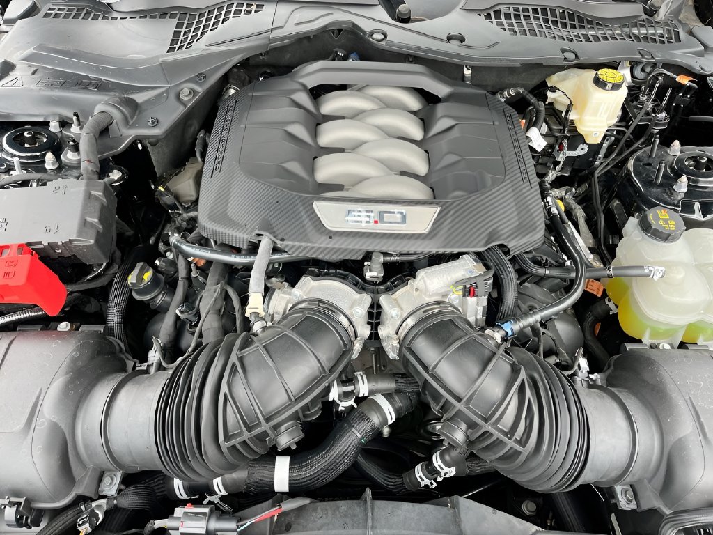 2024 Ford Mustang photo 29 of 31
