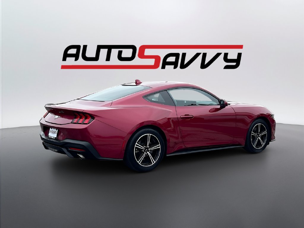 2025 Ford Mustang photo 7 of 29
