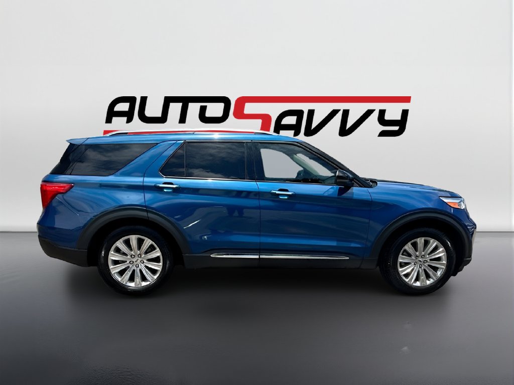 2023 Ford Explorer photo 8 of 34