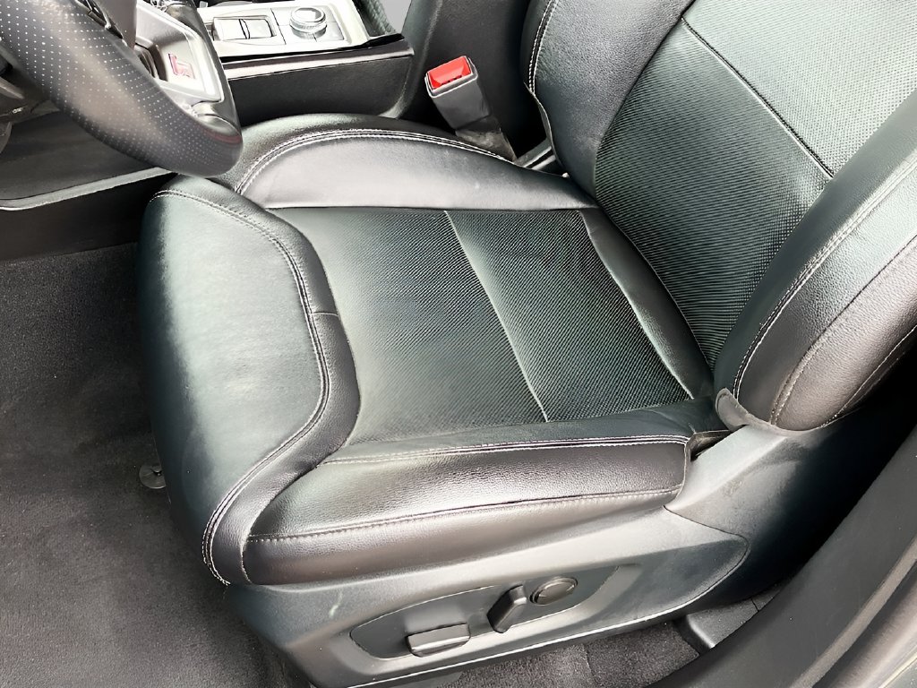 2023 Ford Explorer photo 20 of 35
