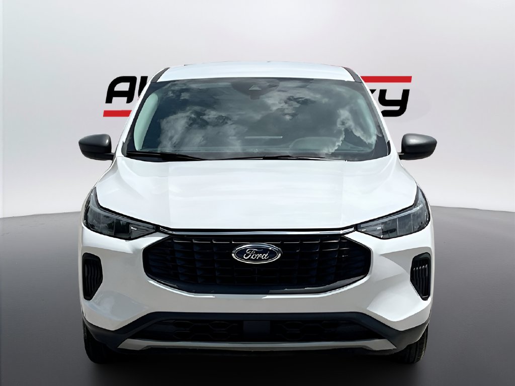 2026 Ford Escape photo 2 of 32
