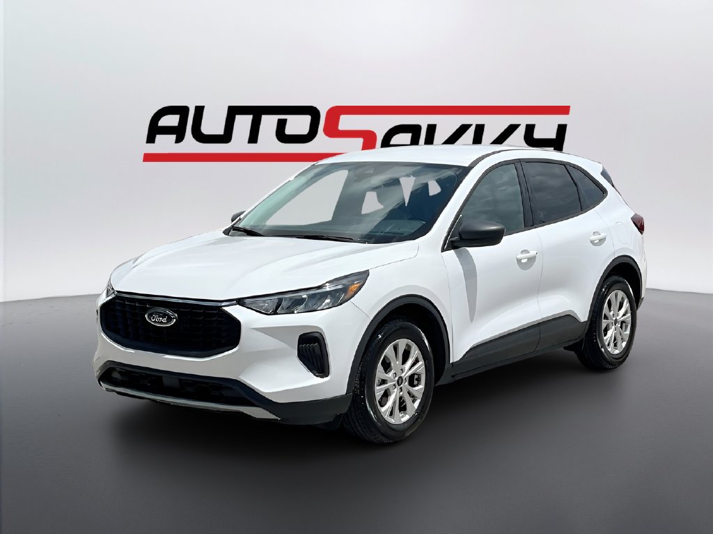 2026 Ford Escape photo 3 of 32