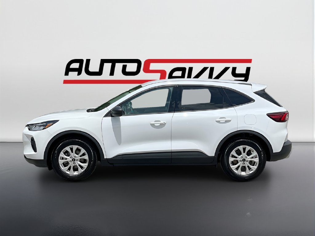 2026 Ford Escape photo 4 of 32