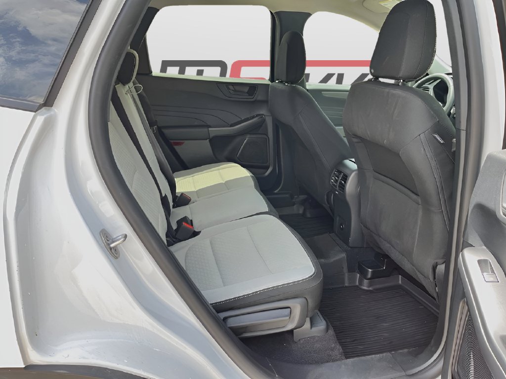 2026 Ford Escape photo 27 of 32