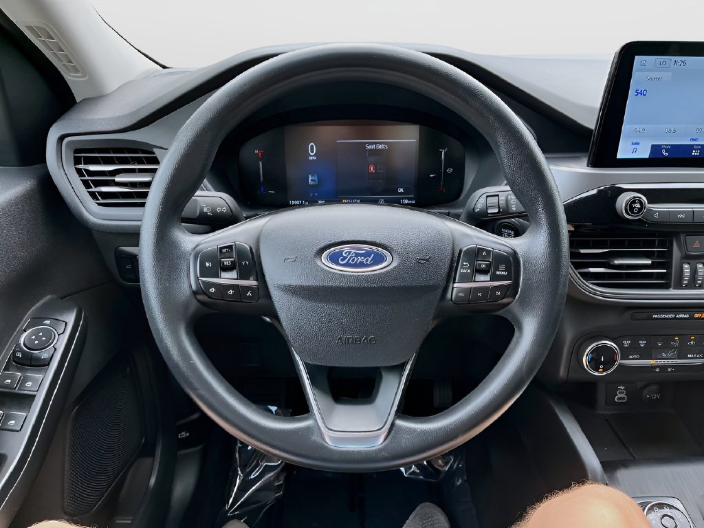 2025 Ford Escape photo 11 of 31