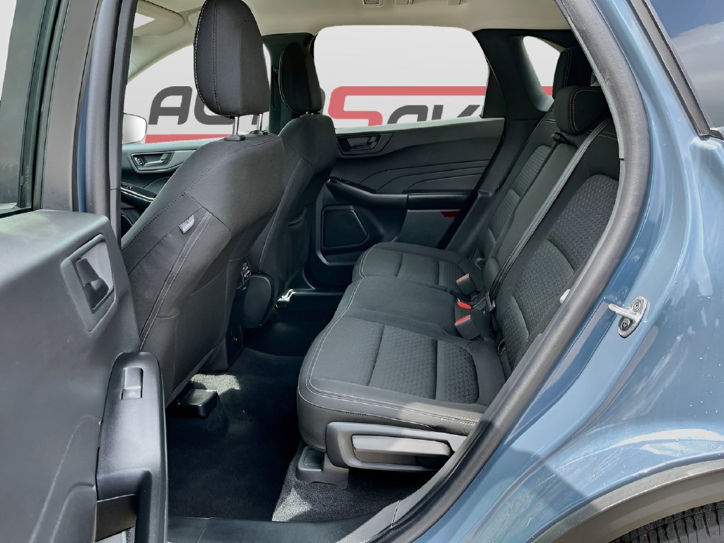 2025 Ford Escape photo 22 of 31