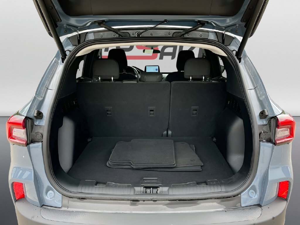 2025 Ford Escape photo 24 of 31
