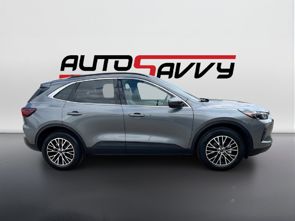 2024 Ford Escape photo 8 of 33
