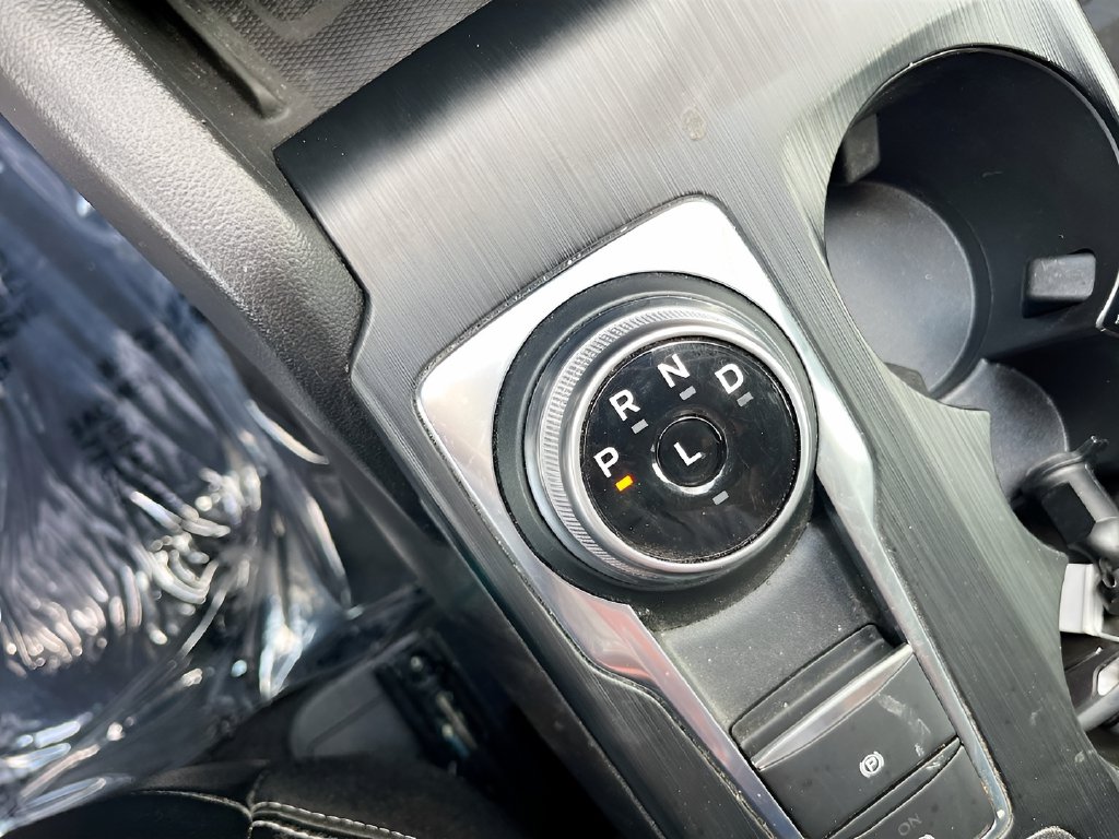 2024 Ford Escape photo 17 of 33
