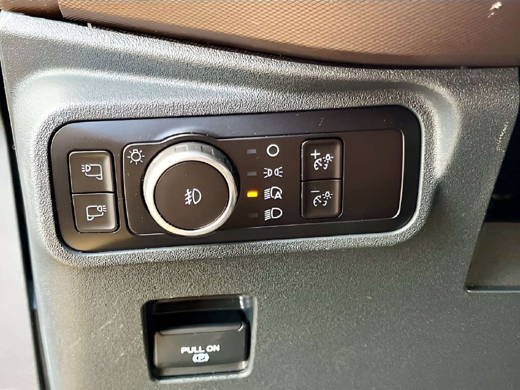 2023 Ford Bronco photo 10 of 33
