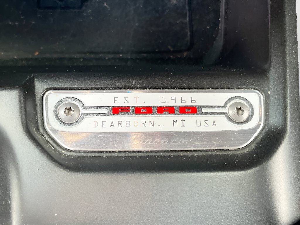 2023 Ford Bronco photo 32 of 33