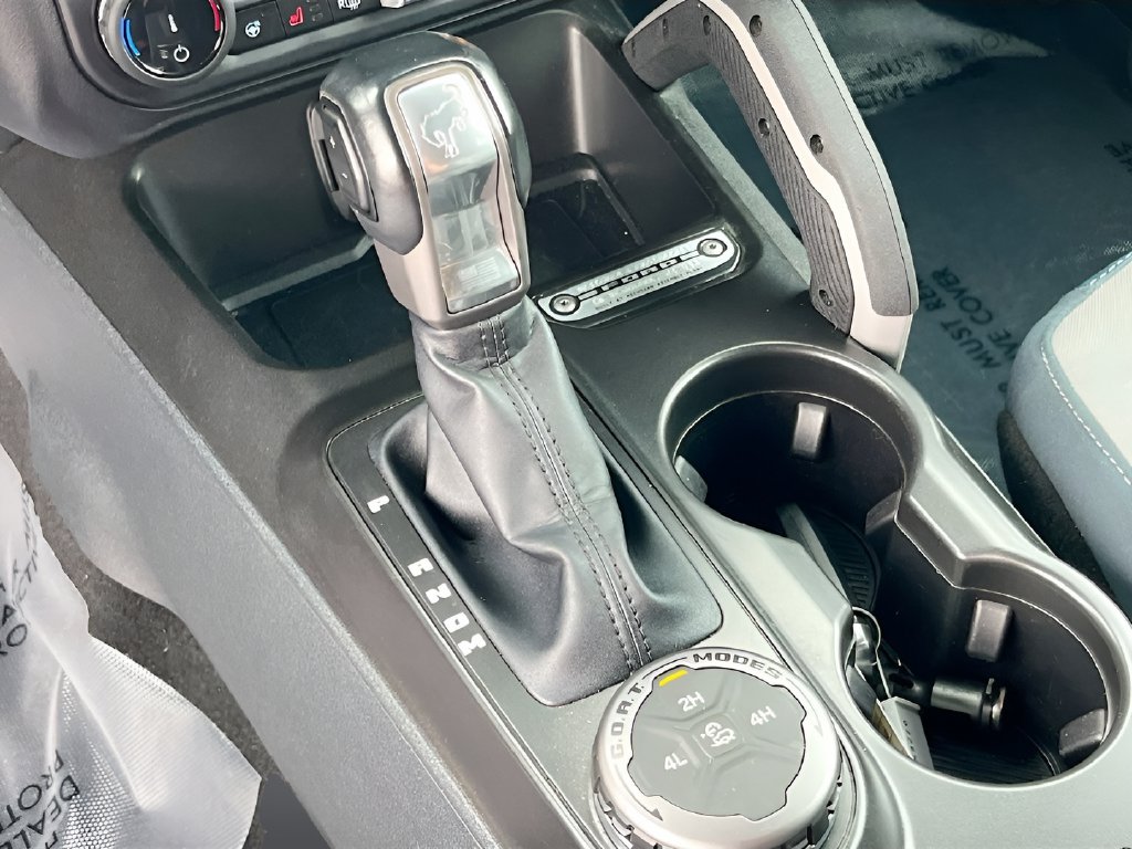 2022 Ford Bronco photo 17 of 31