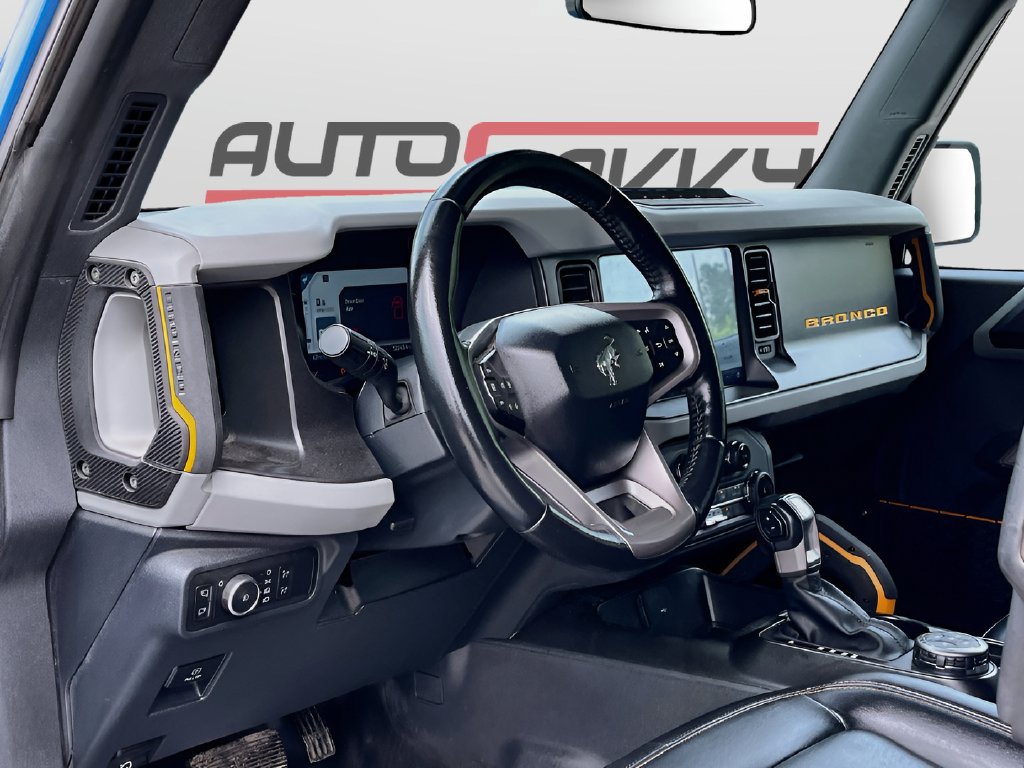 2022 Ford Bronco photo 9 of 31