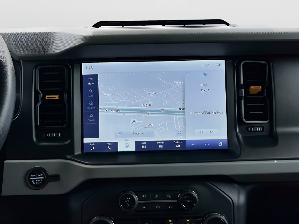 2023 Ford Bronco photo 13 of 31