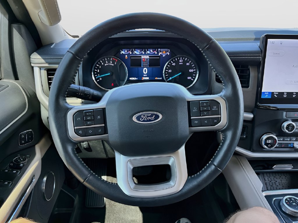 2023 Ford Expedition Max photo 11 of 33