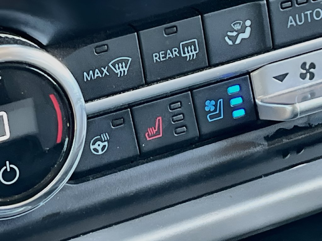 2023 Ford Expedition Max photo 20 of 33