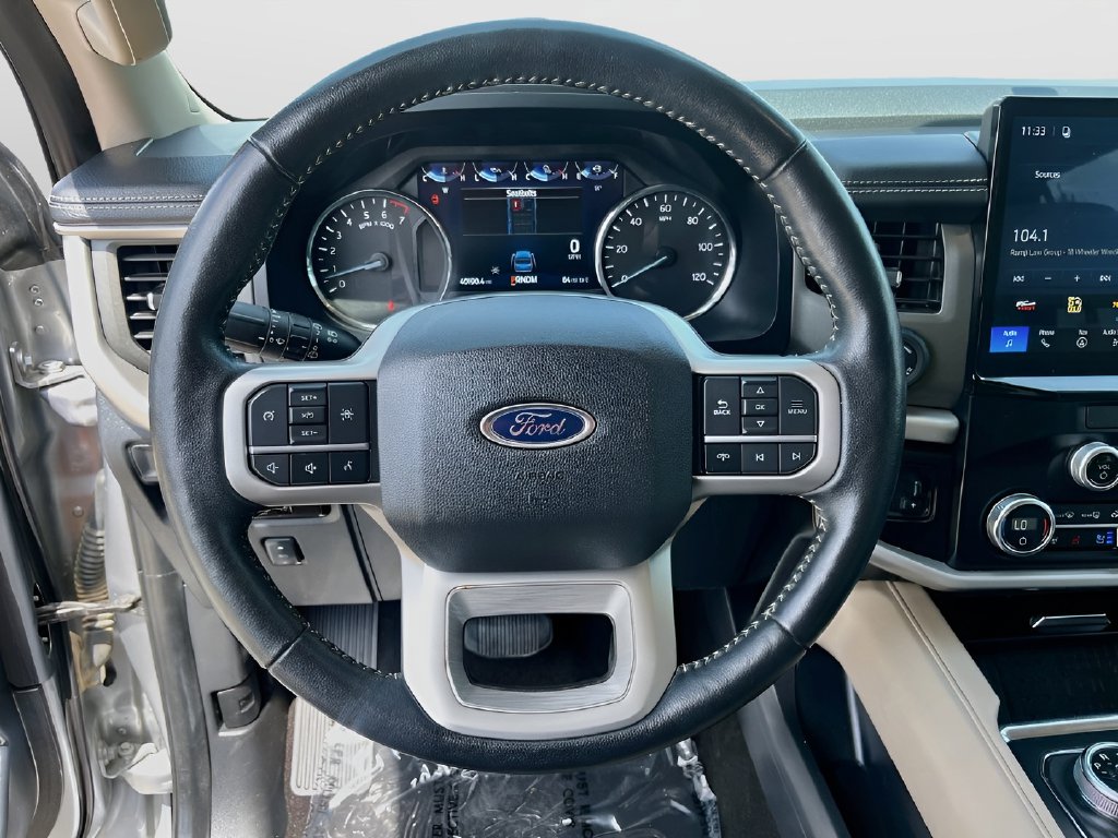 2023 Ford Expedition Max photo 11 of 33