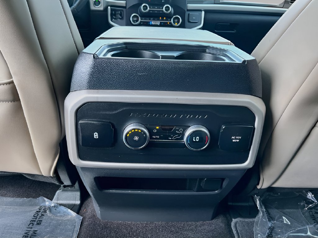 2023 Ford Expedition Max photo 25 of 33