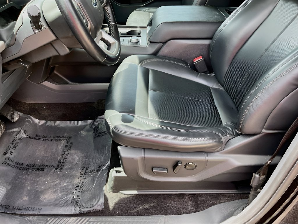 2022 Ford Expedition Max photo 19 of 32