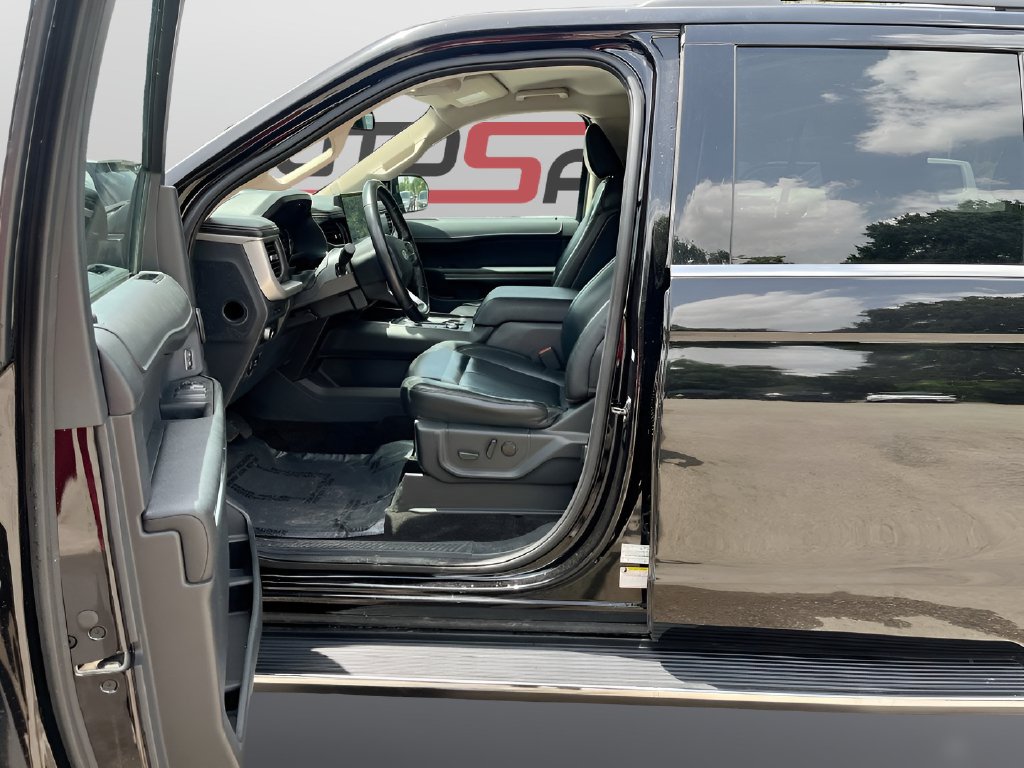 2022 Ford Expedition Max photo 20 of 32