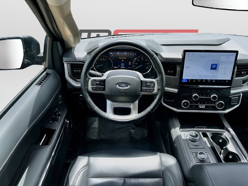 2022 Ford Expedition Max photo 21 of 32
