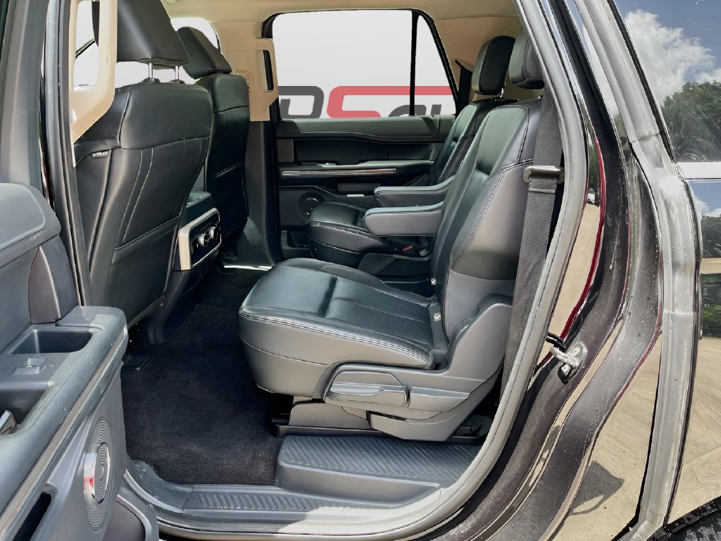2022 Ford Expedition Max photo 23 of 32