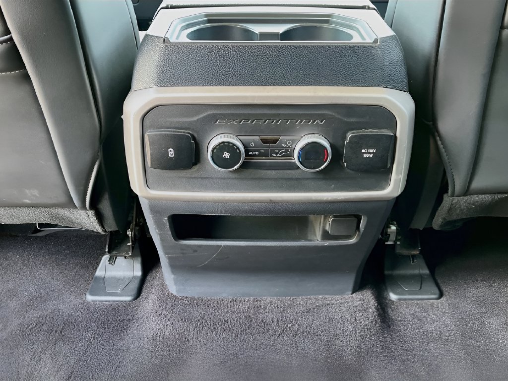 2022 Ford Expedition Max photo 24 of 32