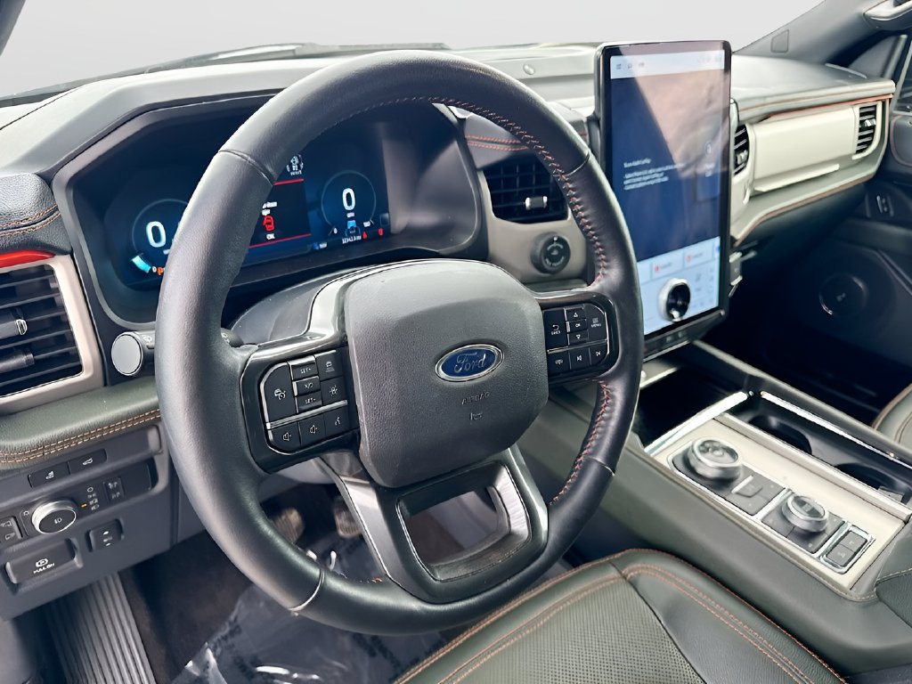 2022 Ford Expedition photo 9 of 35