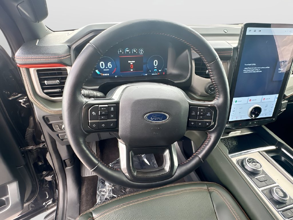2022 Ford Expedition photo 11 of 35