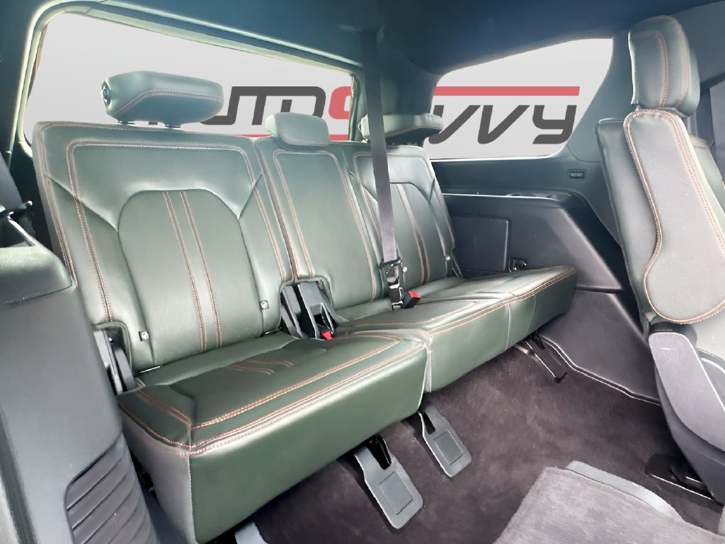 2022 Ford Expedition photo 29 of 35