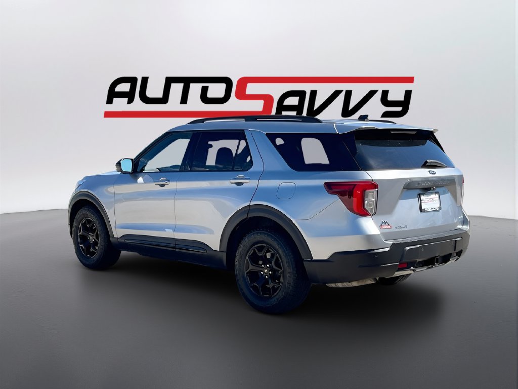 2024 Ford Explorer photo 5 of 36