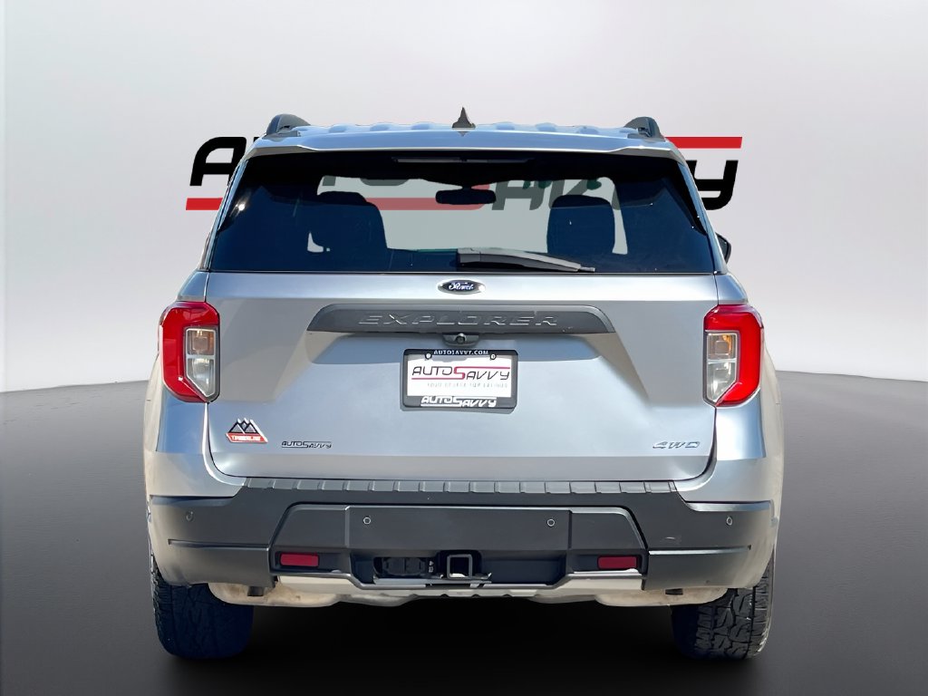 2024 Ford Explorer photo 6 of 36