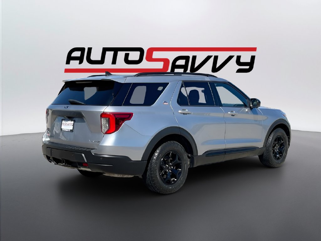 2024 Ford Explorer photo 7 of 36